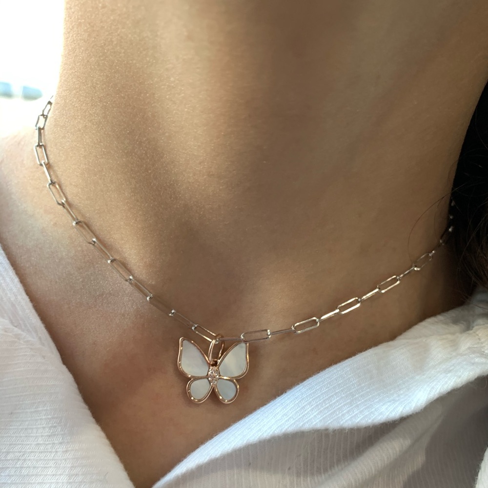 14k with diamond butterfly pendent